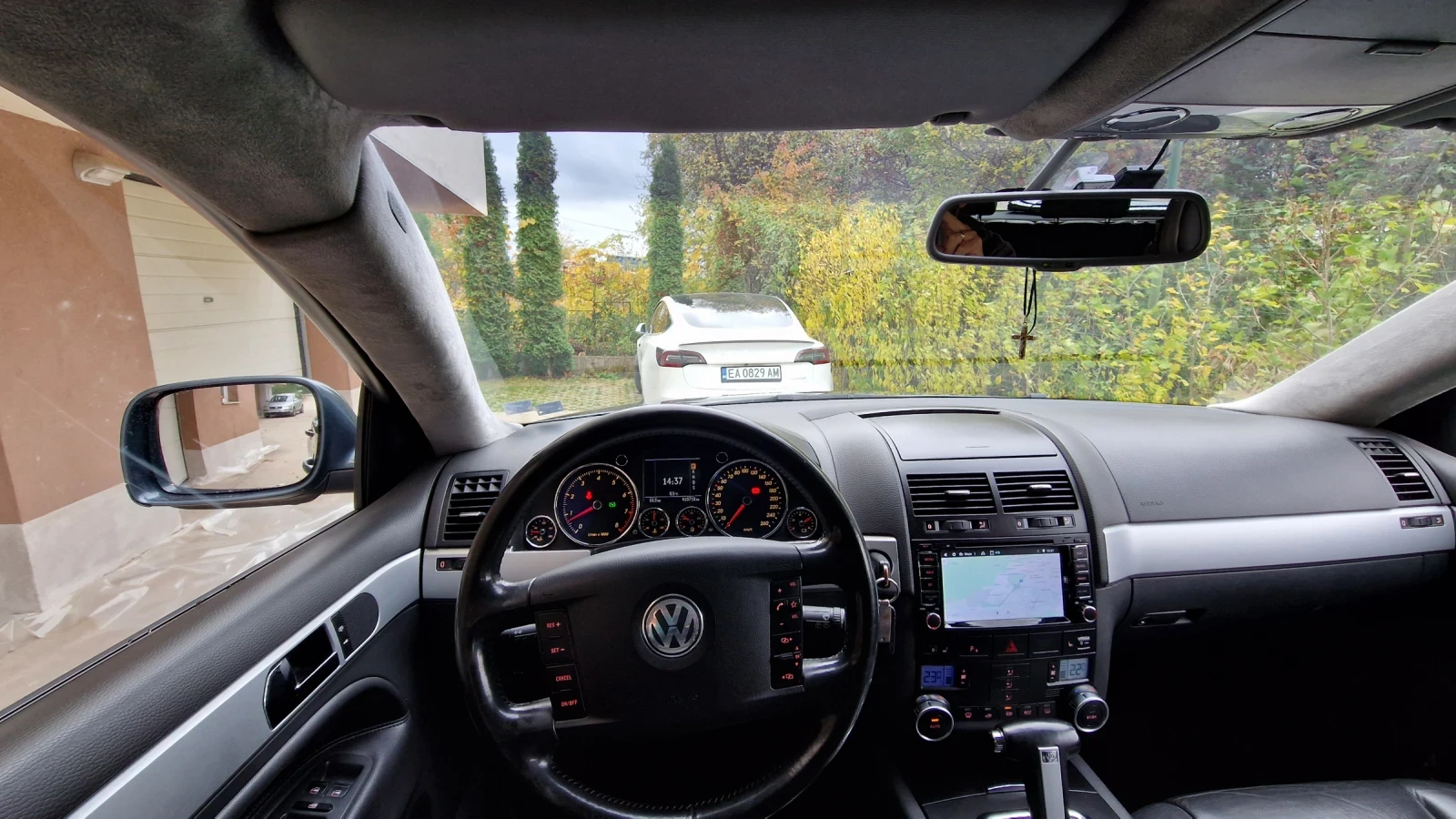 VW Touareg 243кс VR6  Страхотен, снимка 11 - Автомобили и джипове - 56656948