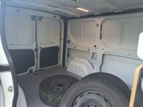 Renault Trafic 2.0dCi/145к.с./L1H1/Life, снимка 16