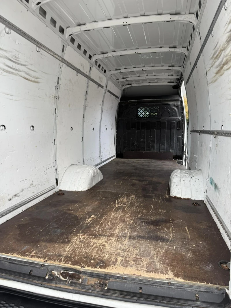 Iveco 35c17 Перфектен, дълга база и висок, с двойни гуми!, снимка 10 - Бусове и автобуси - 52052553