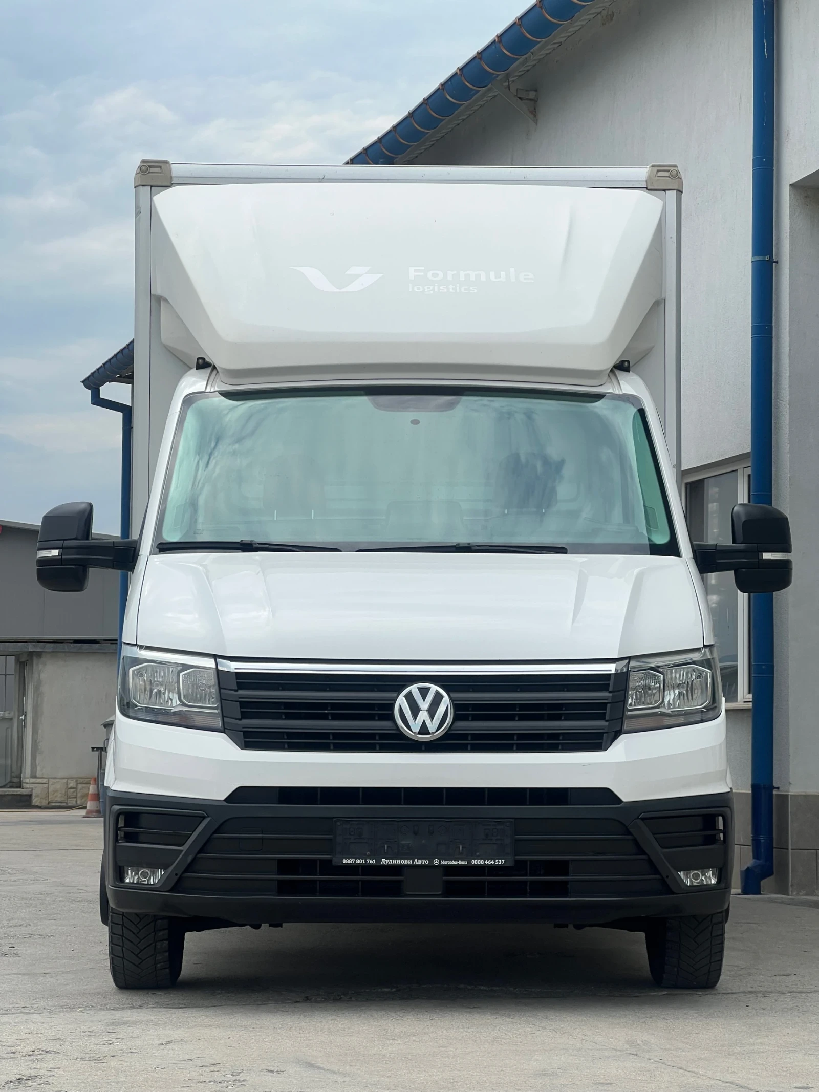 VW Crafter 2022г. / 4.45м / Двойна гума / Б-категория /П.Борд - изображение 2