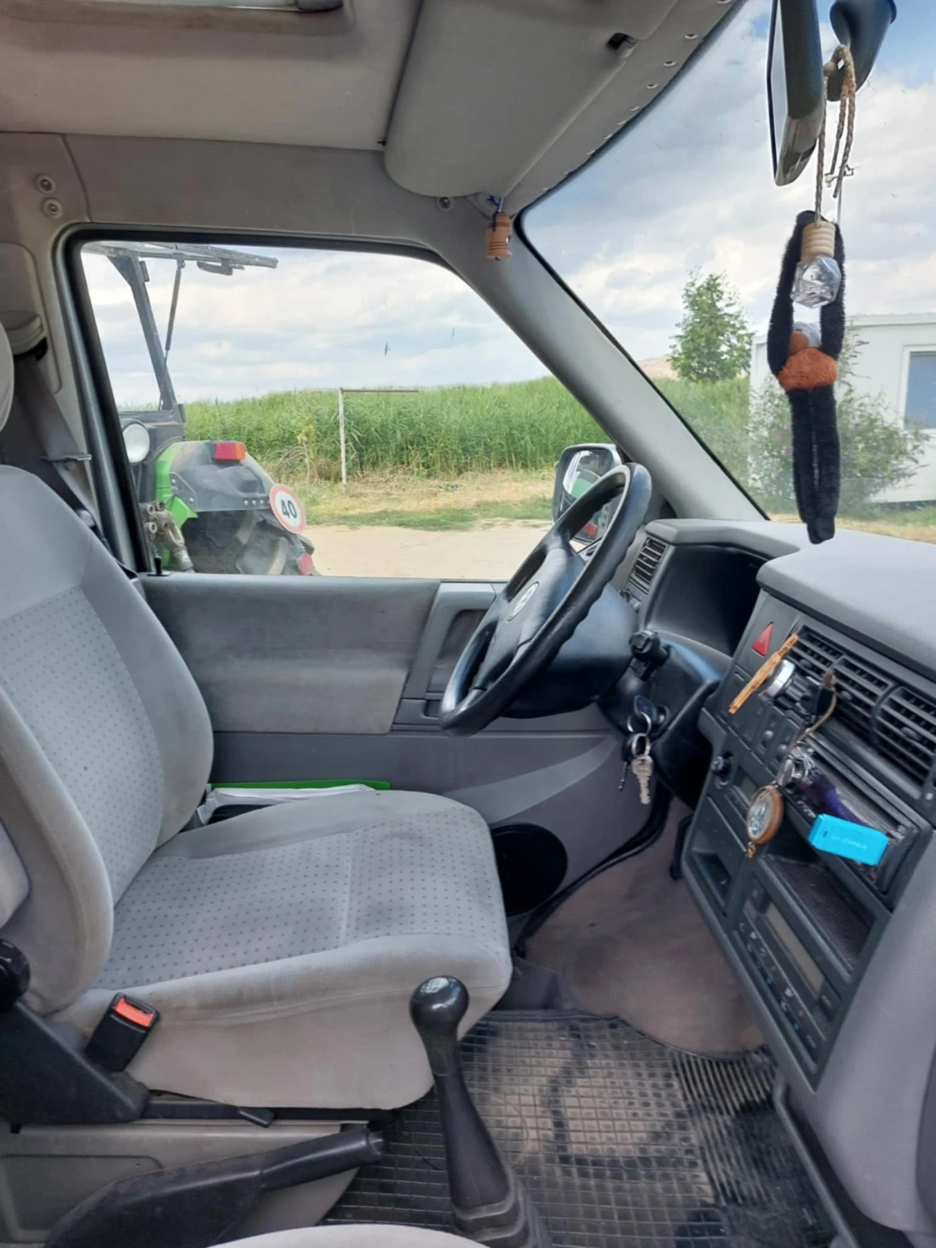 VW Multivan  - изображение 7