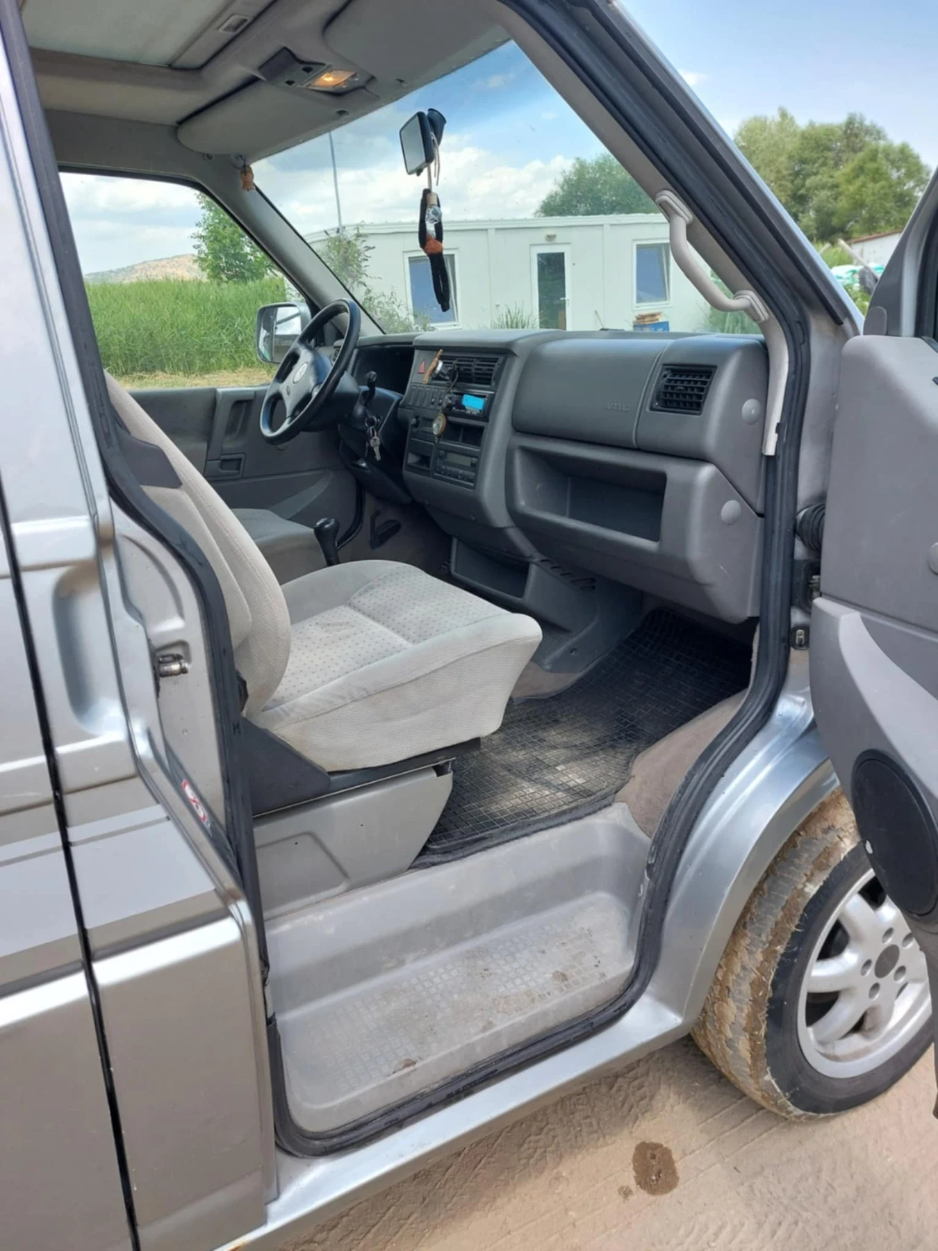 VW Multivan  - изображение 6