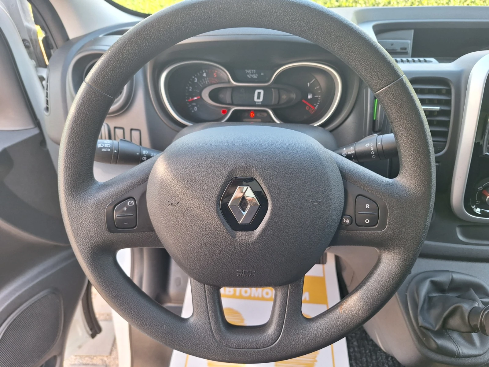 Renault Trafic 2.0dCi/145к.с./L1H1/Life, снимка 9 - Бусове и автобуси - 56069623