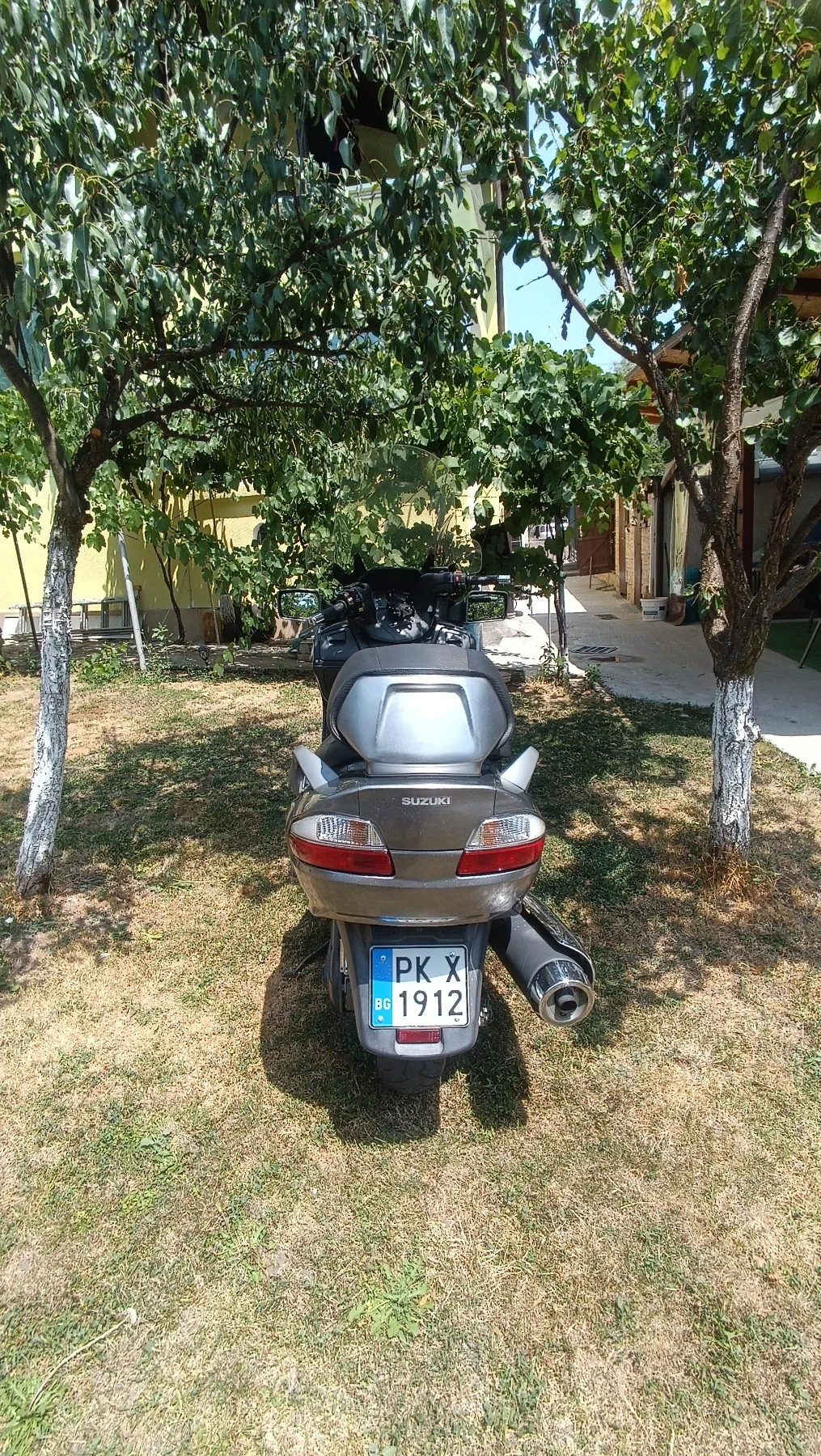 Suzuki Burgman 650 - изображение 4