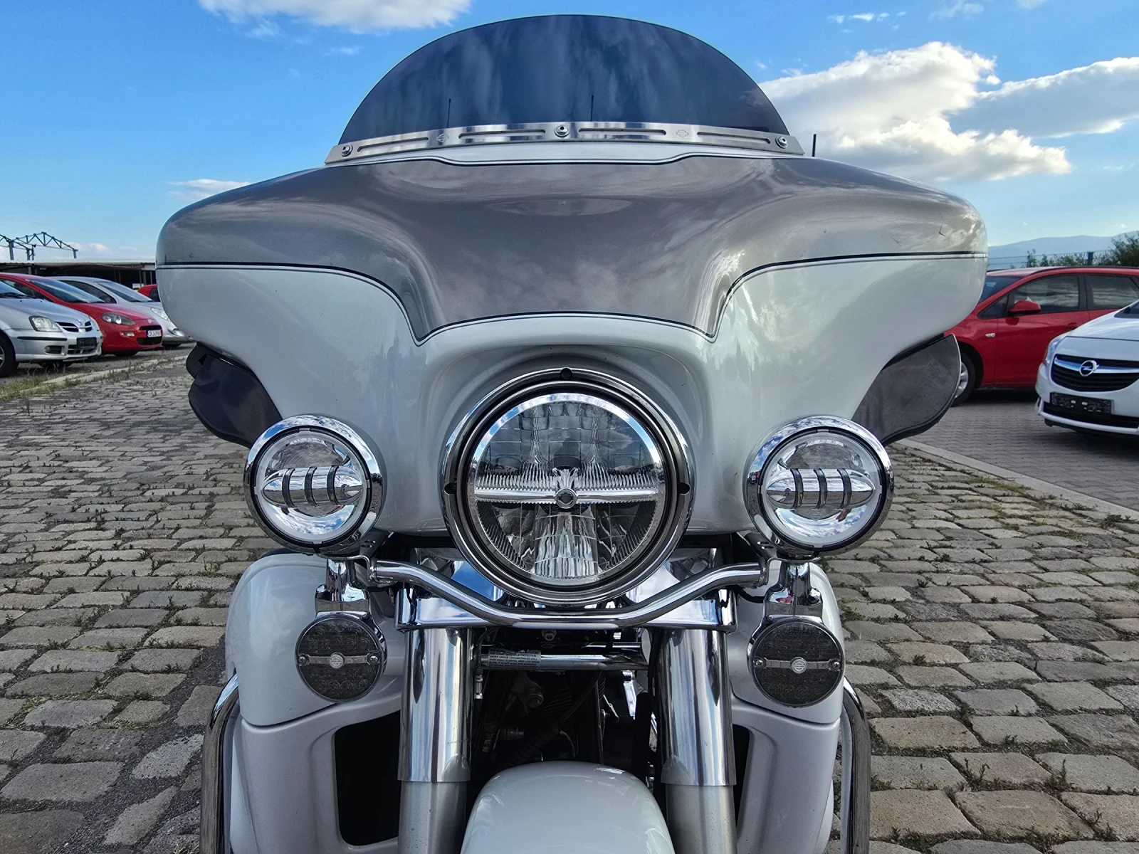 Harley-Davidson Electra Glide Classic БЯЛА ПЕРЛА ВСИЧКИ ЕКСТРИ  - изображение 7