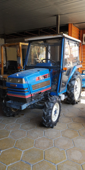 Трактор ISEKI 247 4х4, снимка 2 - Селскостопанска техника - 40297679