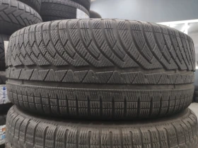 Гуми Зимни 225/55R18, снимка 1