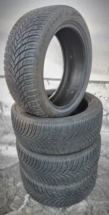 Гуми Летни 235/45R18, снимка 6 - Гуми и джанти - 47861515