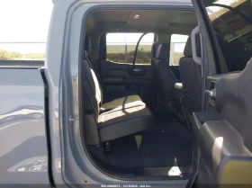 Chevrolet Silverado 1500 2Wd Short Bed Custom, снимка 8