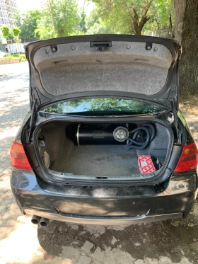 BMW 330, снимка 3