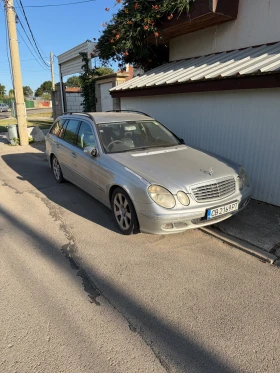 Mercedes-Benz E 320, снимка 1