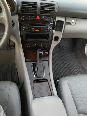 Mercedes-Benz C 270, снимка 12