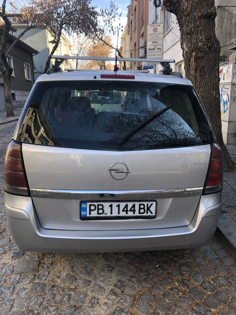 Opel Zafira B, снимка 4 - Автомобили и джипове - 48114131