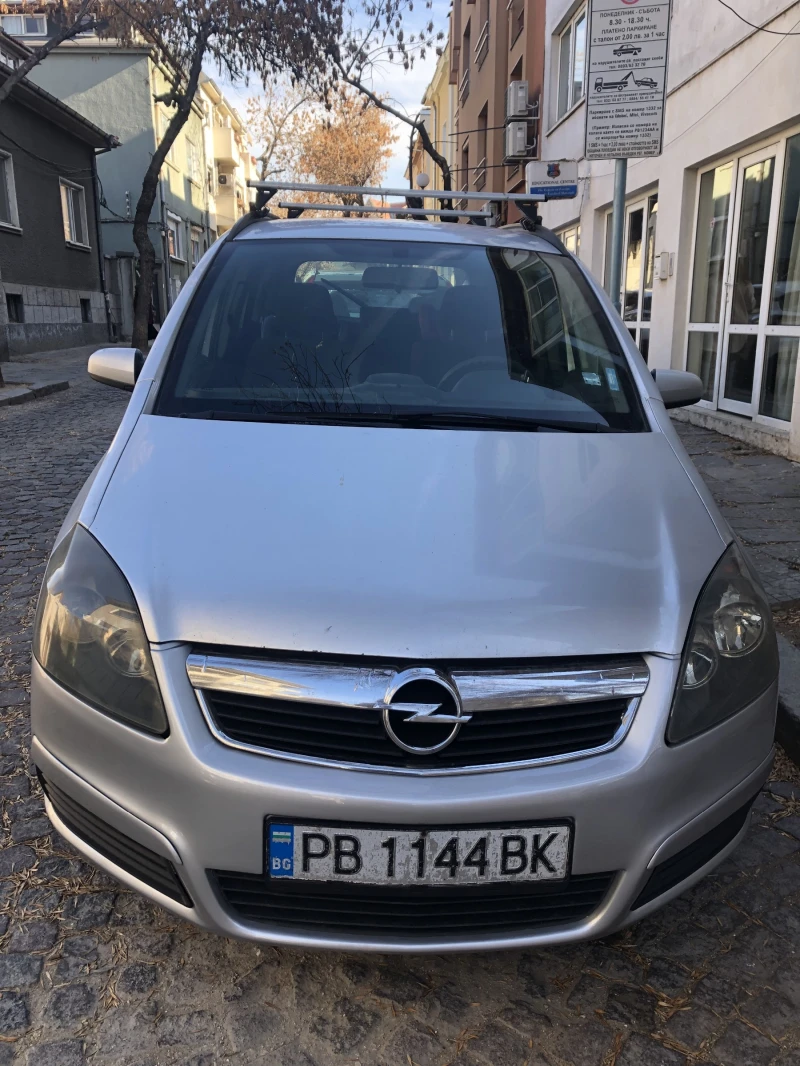 Opel Zafira B, снимка 2 - Автомобили и джипове - 48114131