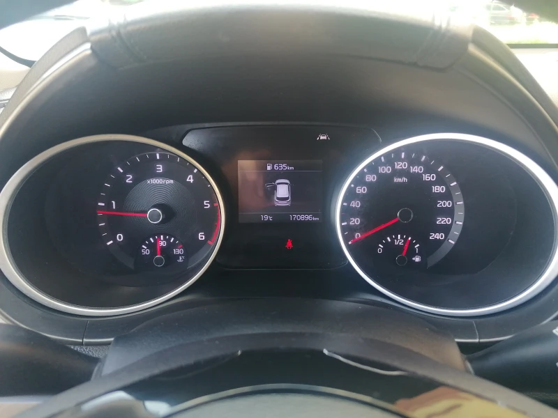 Kia Ceed 1.6 CRDI NAVI , снимка 9 - Автомобили и джипове - 51353119