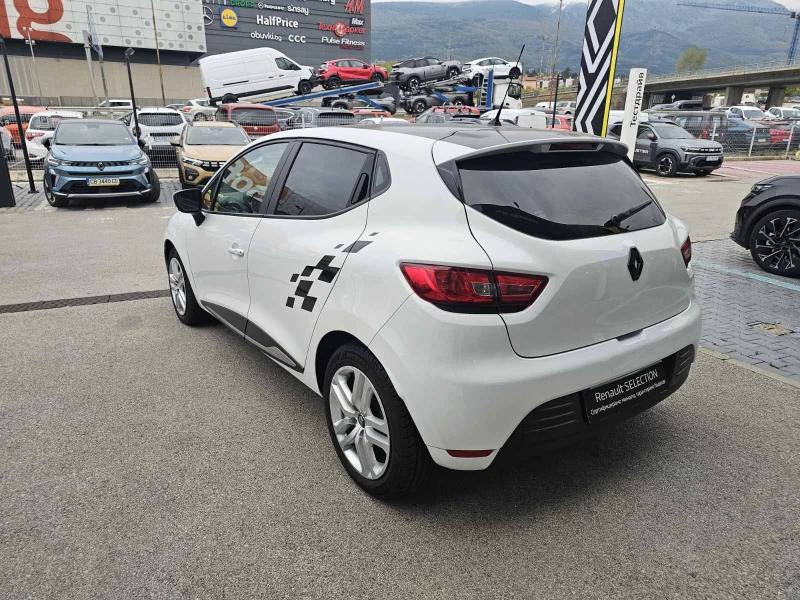 Renault Clio 0.9 TCe 75, снимка 4 - Автомобили и джипове - 52037230