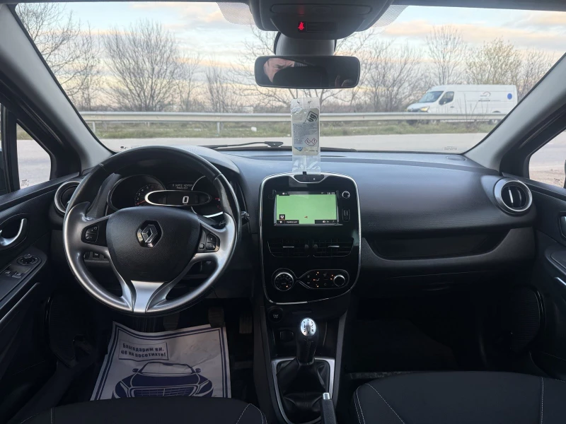 Renault Clio 0.9i 90kc. EURO 6, снимка 10 - Автомобили и джипове - 52815803