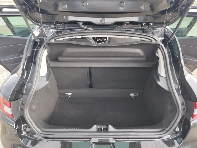 Renault Clio 0.9i 90kc. EURO 6, снимка 17 - Автомобили и джипове - 52815803