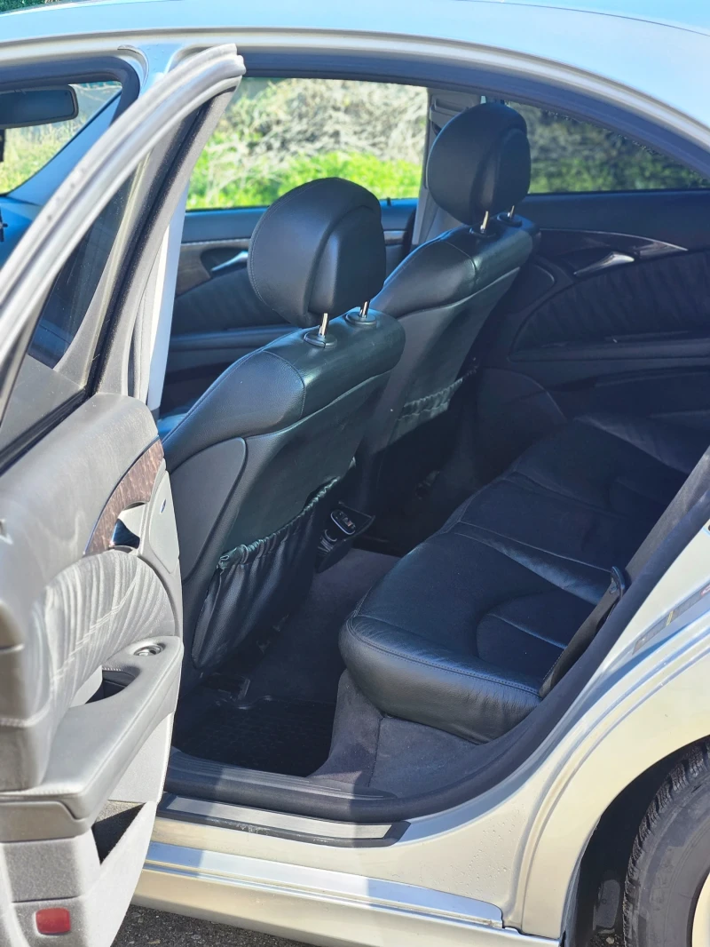 Mercedes-Benz E 280, снимка 5 - Автомобили и джипове - 52919102