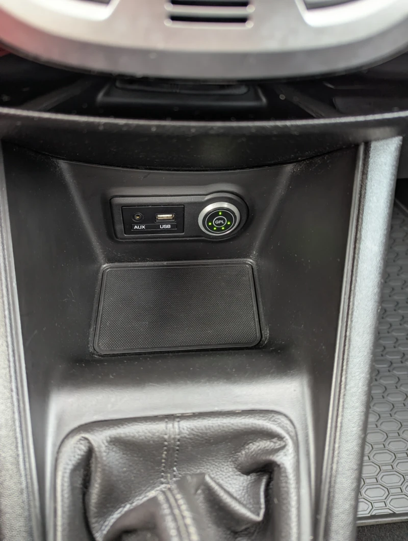 Hyundai Ix20 1.6  eco next /BI-FUEL/, снимка 10 - Автомобили и джипове - 53478808