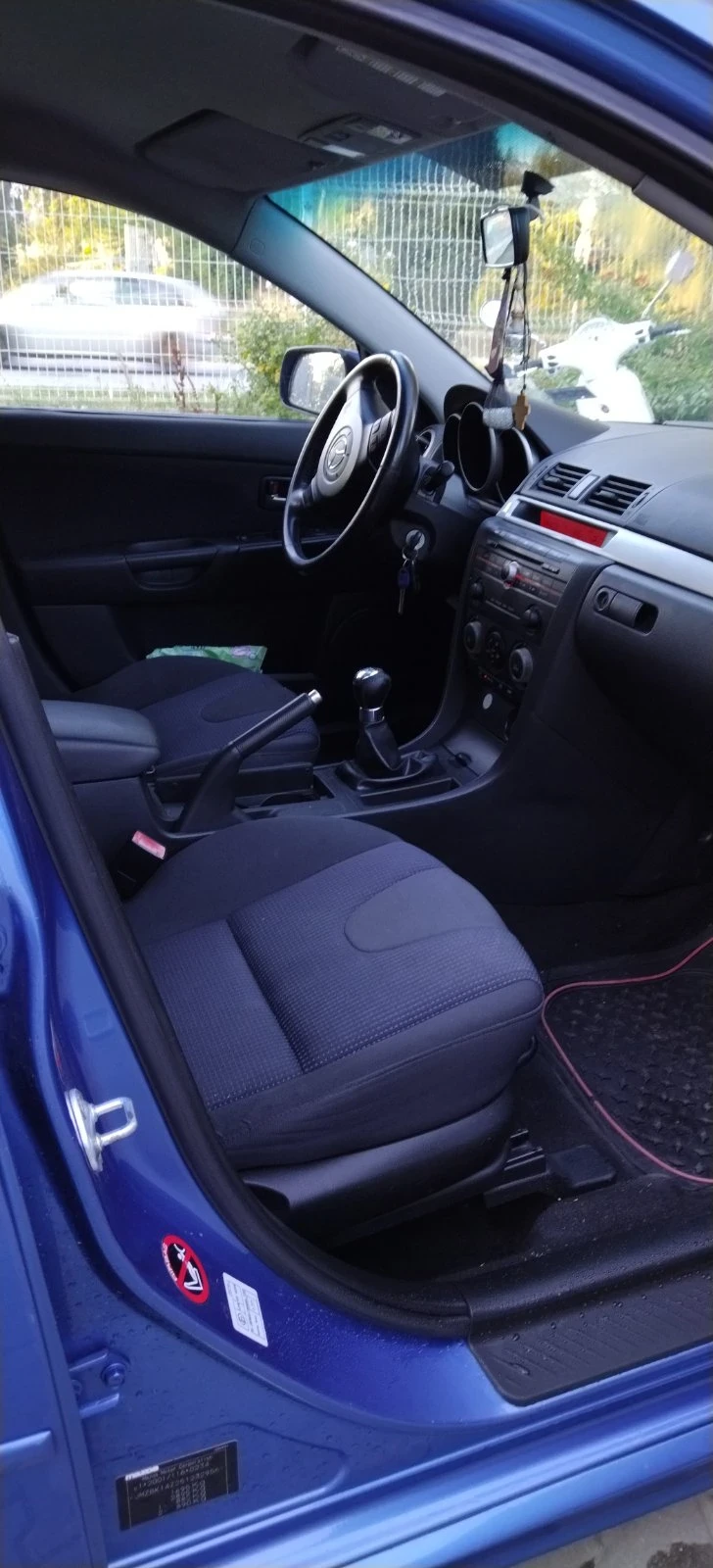 Mazda 3   1.6 Бензин - изображение 6
