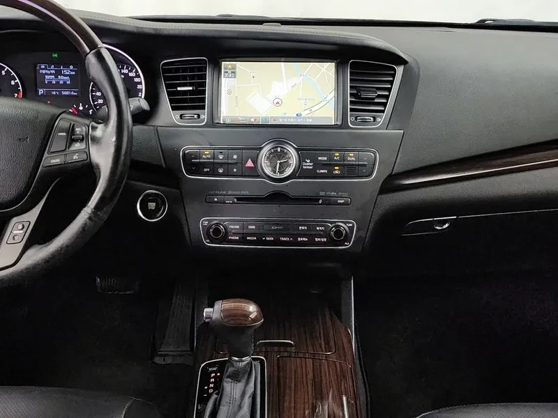 Kia K7 2.4 Gdi Prestige, снимка 13 - Автомобили и джипове - 55049569