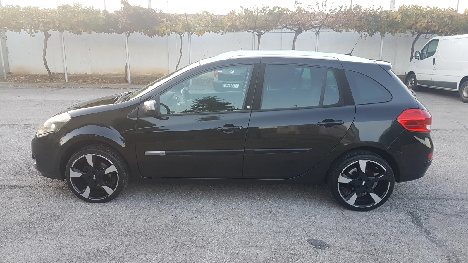 Renault Clio 1.6i автомат - изображение 8