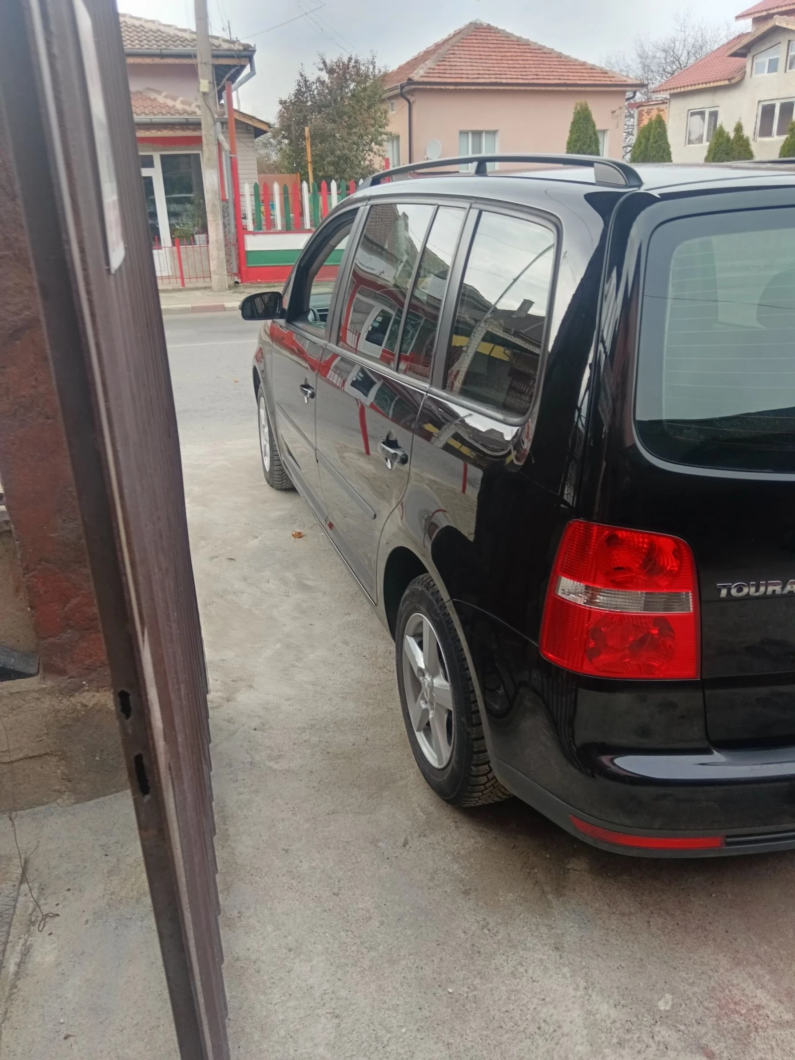 VW Touran 1.9 105 7 места - изображение 5