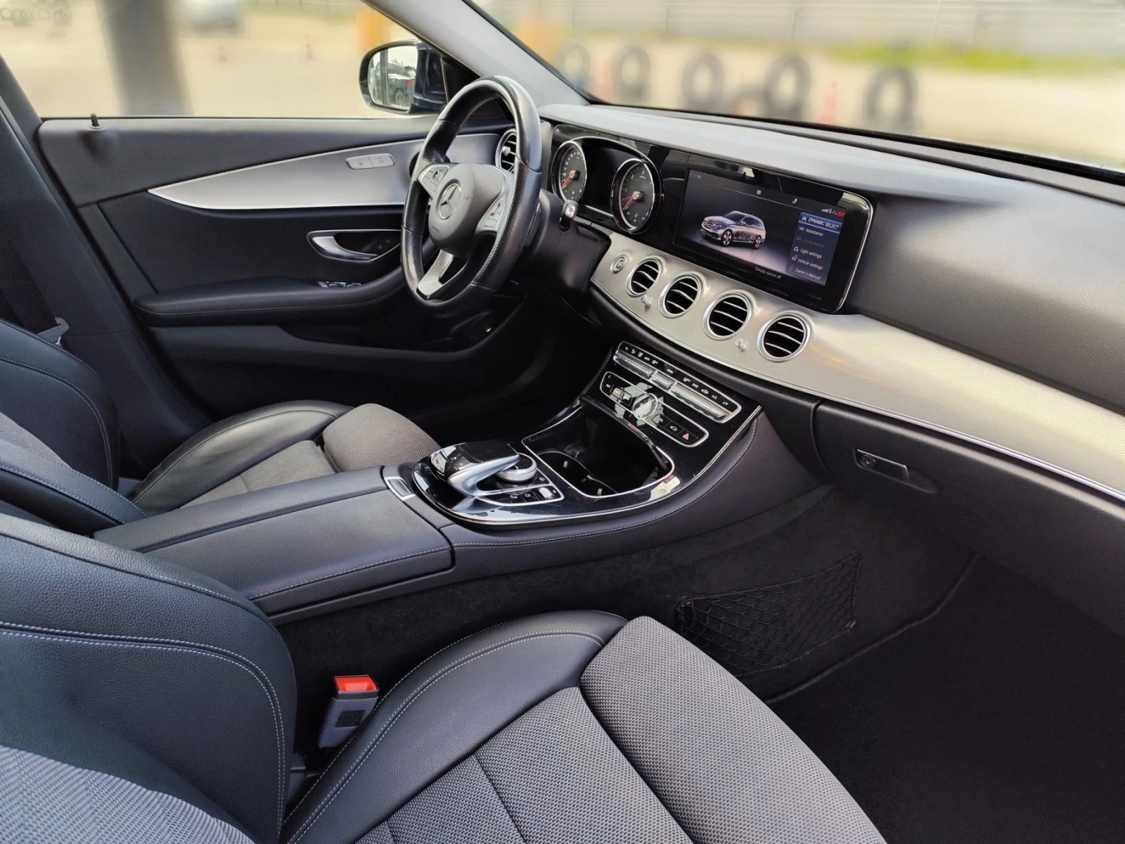 Mercedes-Benz E 220 AVANGARD  - изображение 6