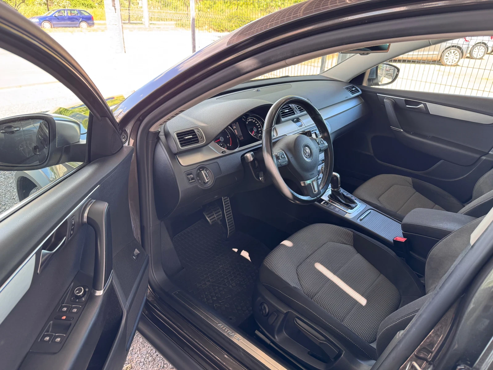 VW Alltrack 2.0TDI 170кс DSG * ПЕРФЕКТЕН*  - изображение 9