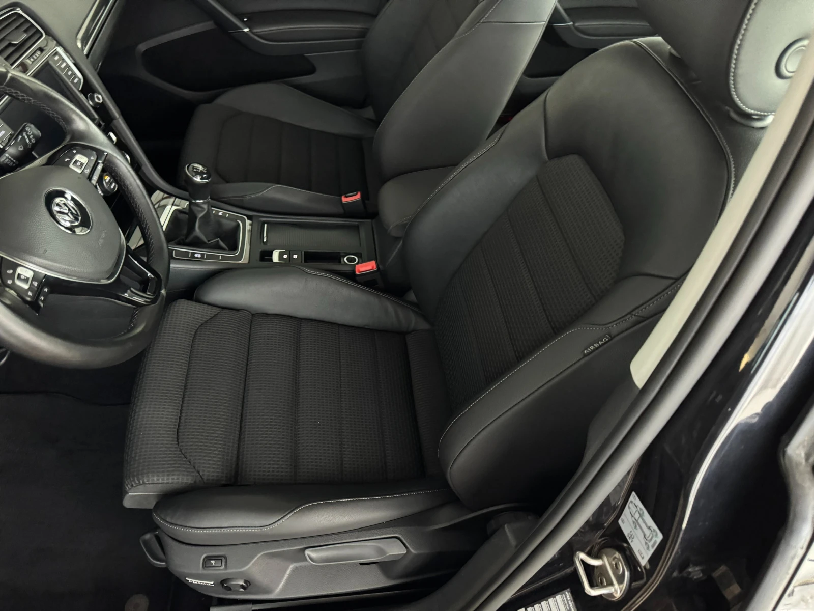 VW Golf 2.0TDI* 150к.с* СЕРВИЗНА КНИЖКА С ПЪЛНА ИСТОРИЯ VW - изображение 7