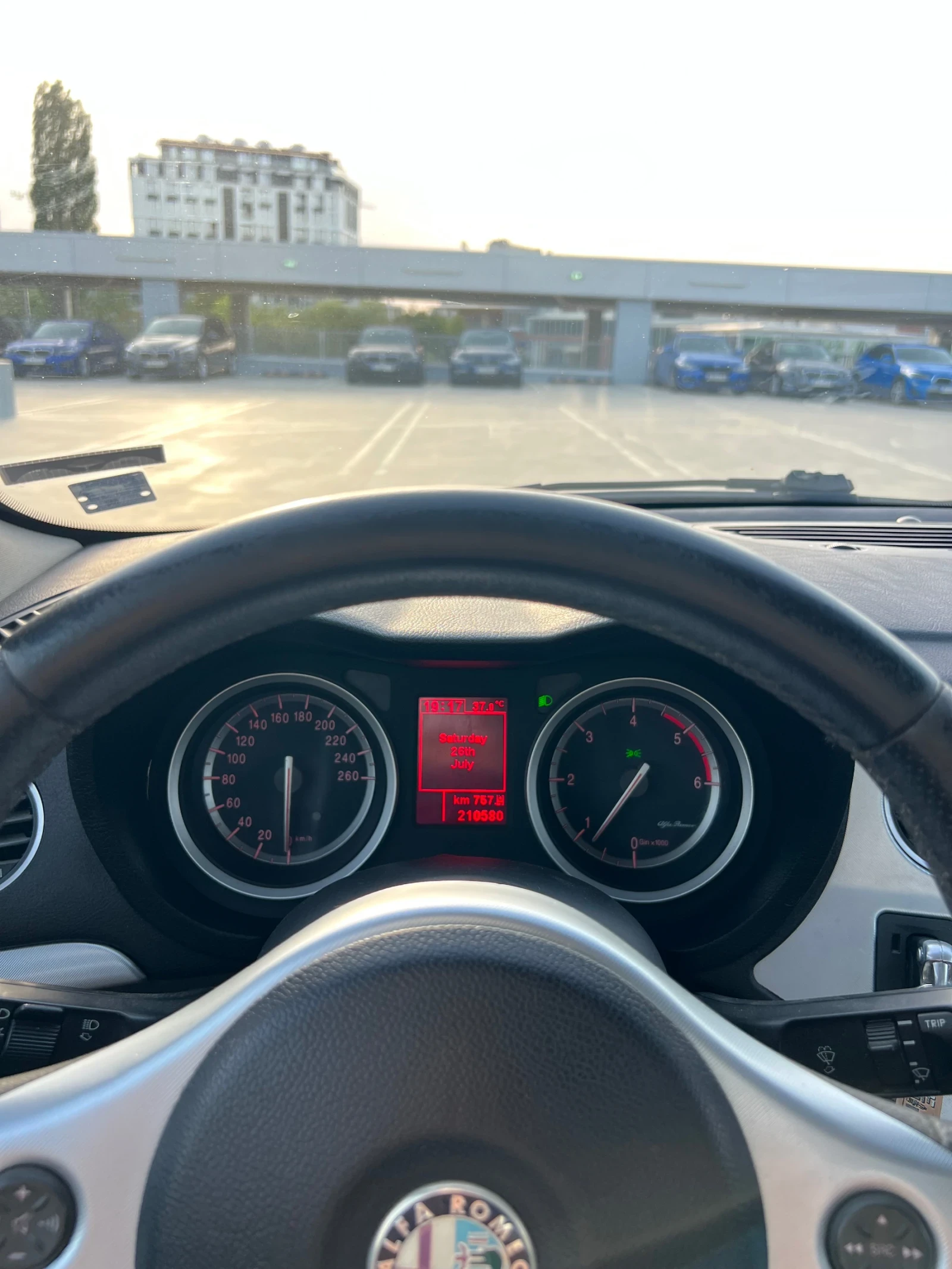 Alfa Romeo 159 1.9 jtdm - изображение 8