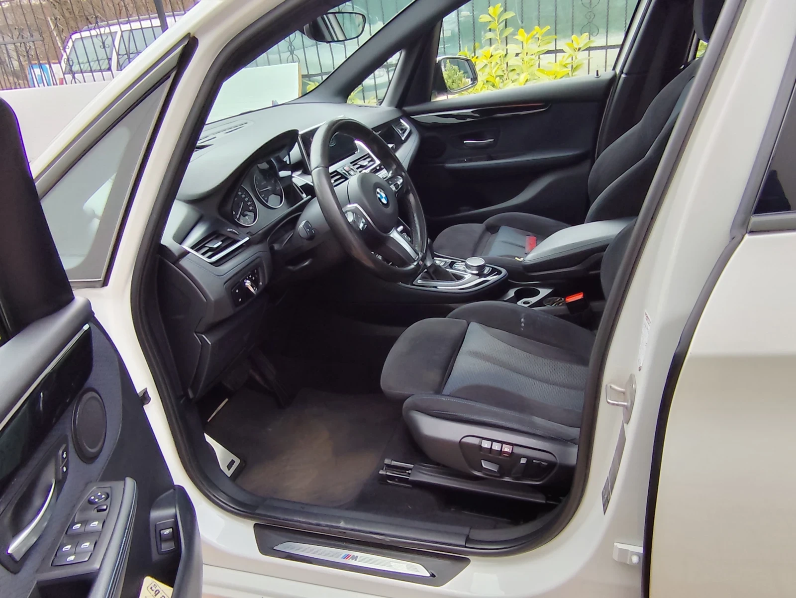 BMW 225  - изображение 4