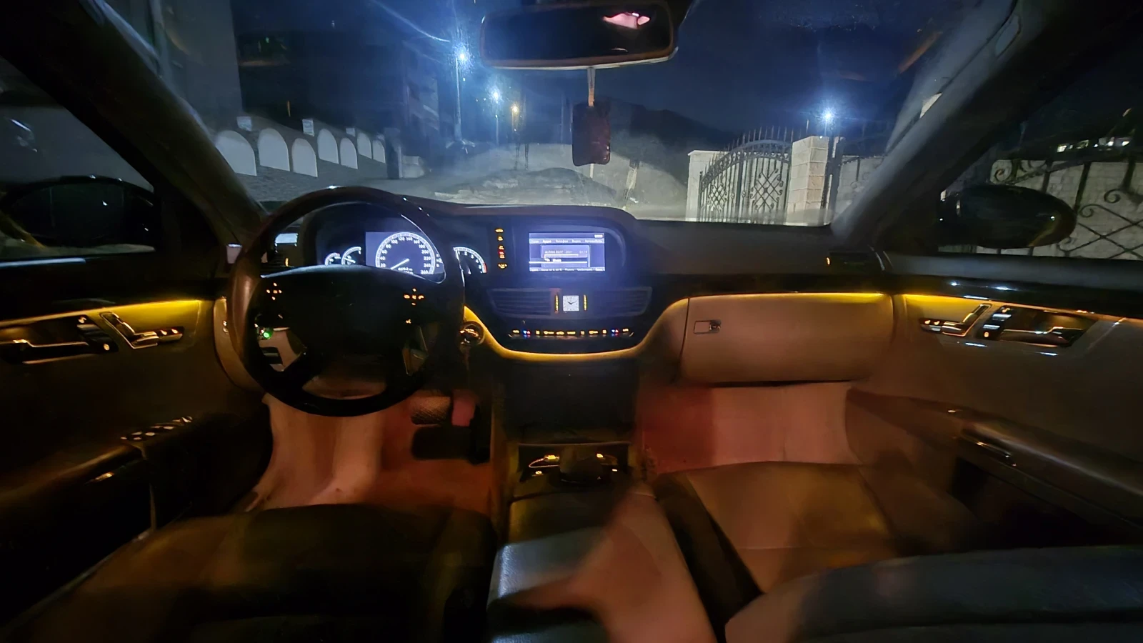 Mercedes-Benz S 320, снимка 14 - Автомобили и джипове - 53737733