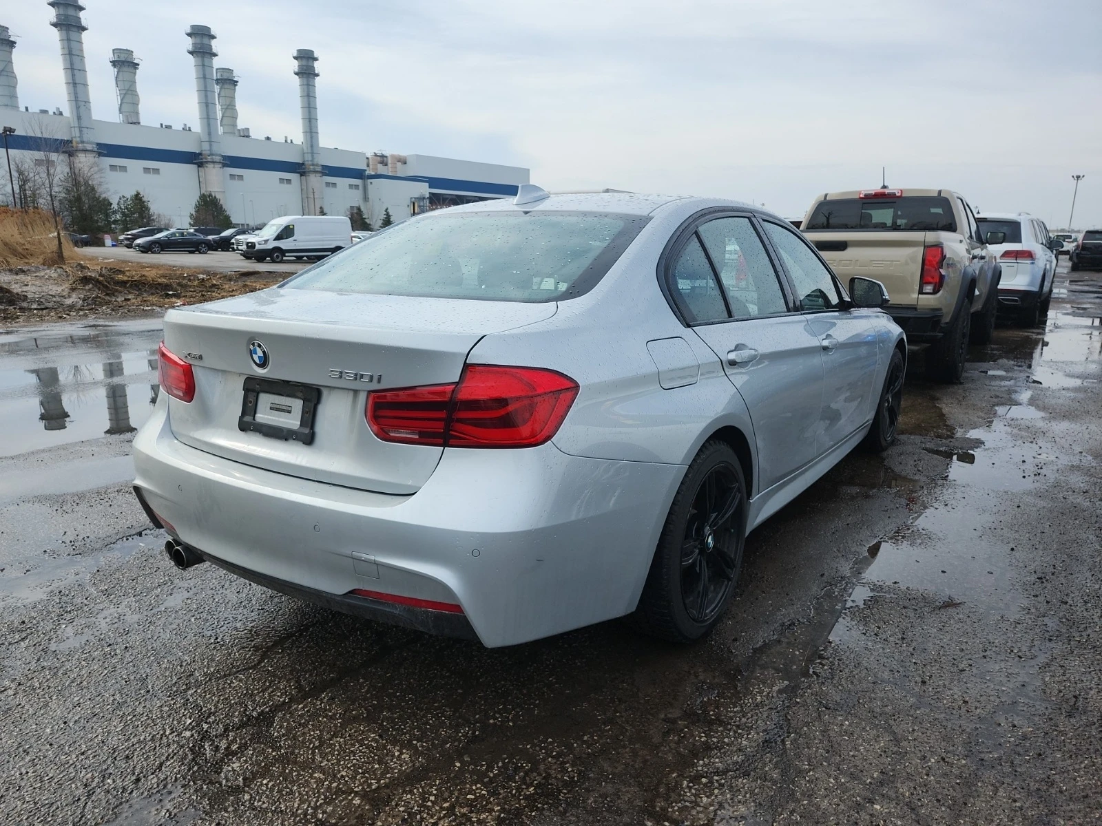 BMW 330 XDRIVE �������* * CARFAX * * ���� ������ * *  | Mobile.bg � ����������� 3