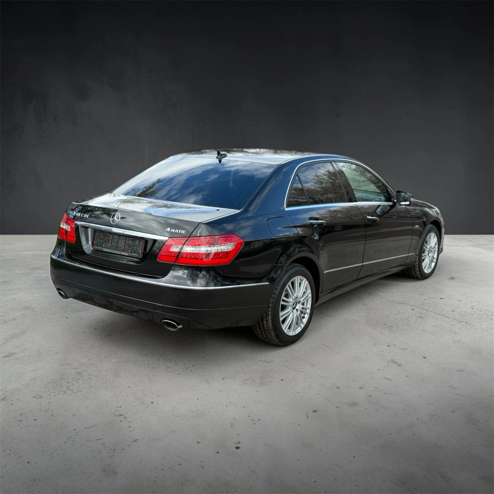 Mercedes-Benz E 350 FULL EXTRI OBSLUJENA , снимка 4 - Автомобили и джипове - 54145351