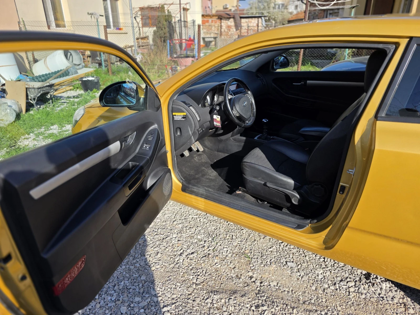 Kia Ceed 2.0 КУПЕ-ШВЕЙЦАРИЯ , снимка 7 - Автомобили и джипове - 54129681