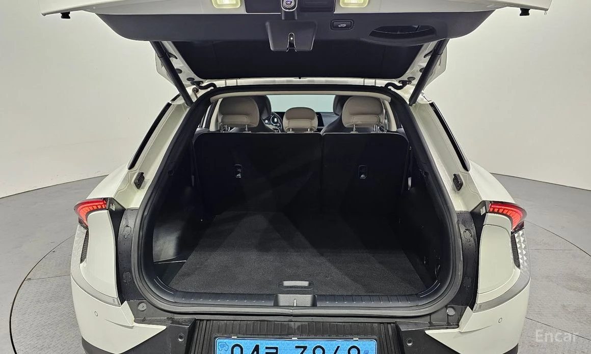 Kia EV6 * LONG RANGE* AWD* �������* ���������* ������*  | Mobile.bg � ����������� 17