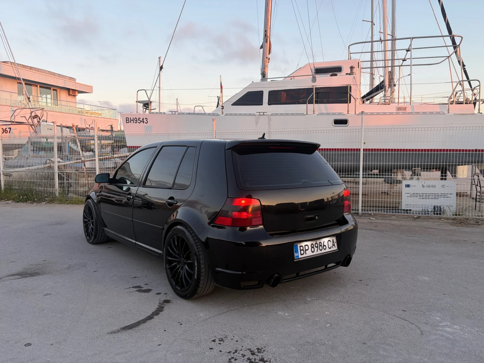 VW Golf, снимка 4 - Автомобили и джипове - 54479194