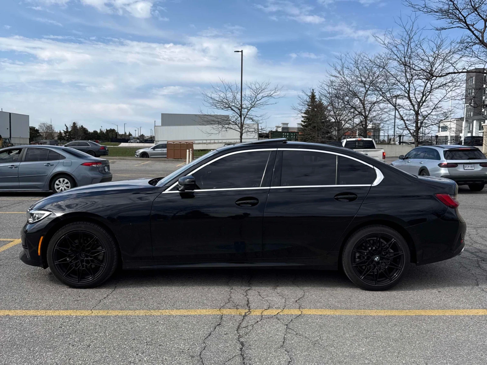 BMW 330 XDRIVE * ПОДГРЕВ * ПАНОРАМА * АВТОКРЕДИТ * CARFAX, снимка 2 - Автомобили и джипове - 54586930