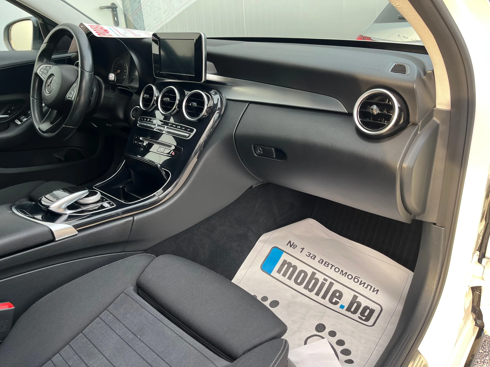 Mercedes-Benz C 220 CDI, снимка 10 - Автомобили и джипове - 54793384
