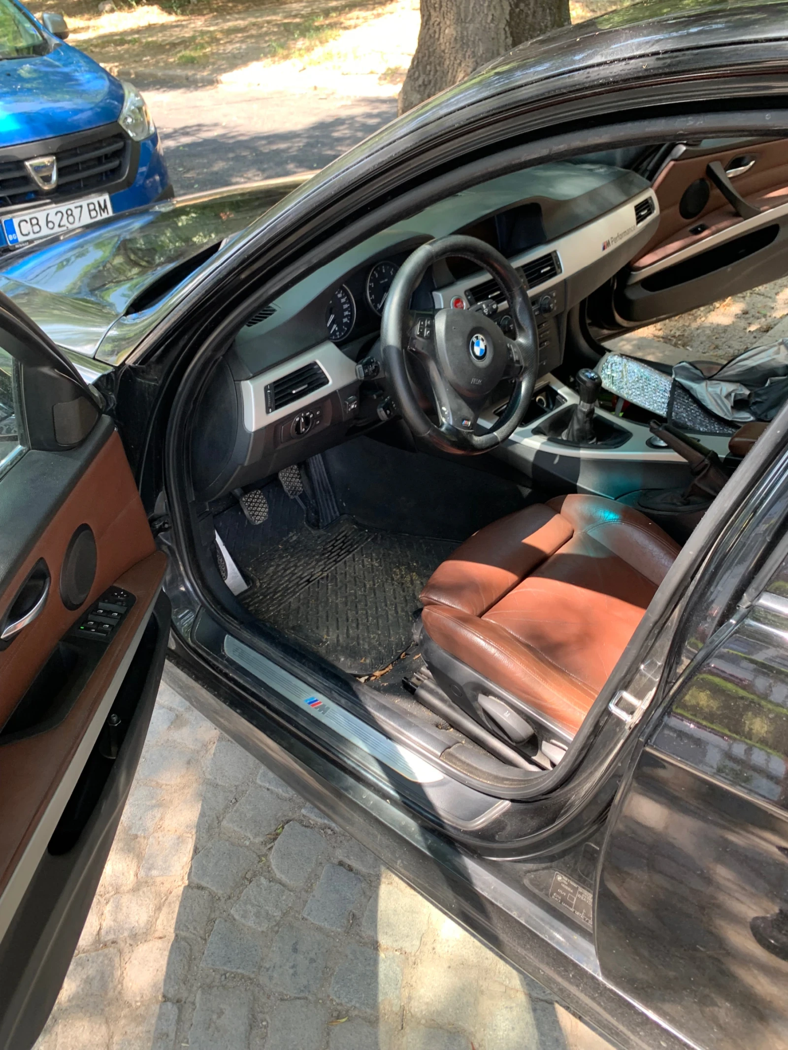 BMW 330, снимка 11 - Автомобили и джипове - 55119174