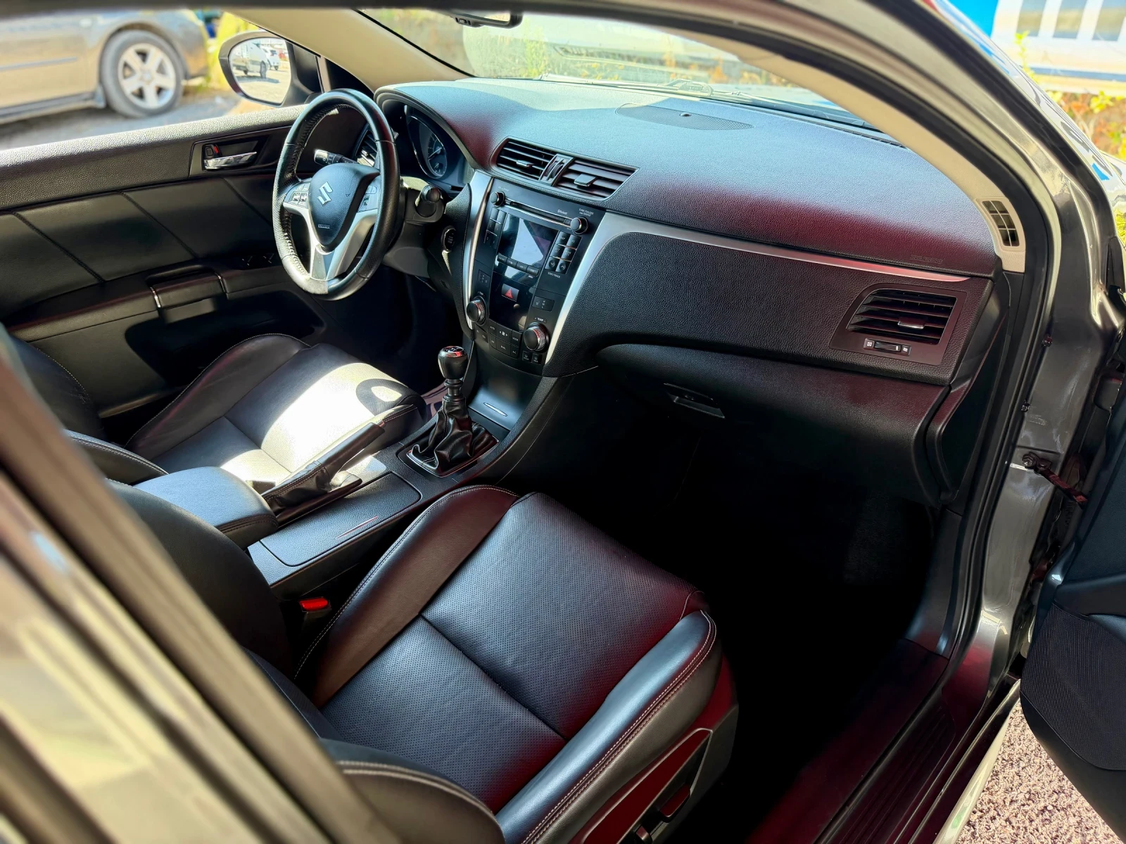 Suzuki Kizashi 2.4i Premium ����� keyless go ����� ��������! | Mobile.bg � ����������� 7