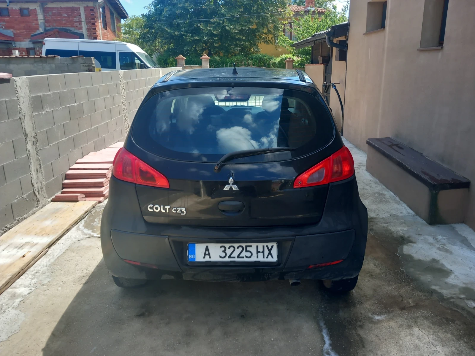 Mitsubishi Colt