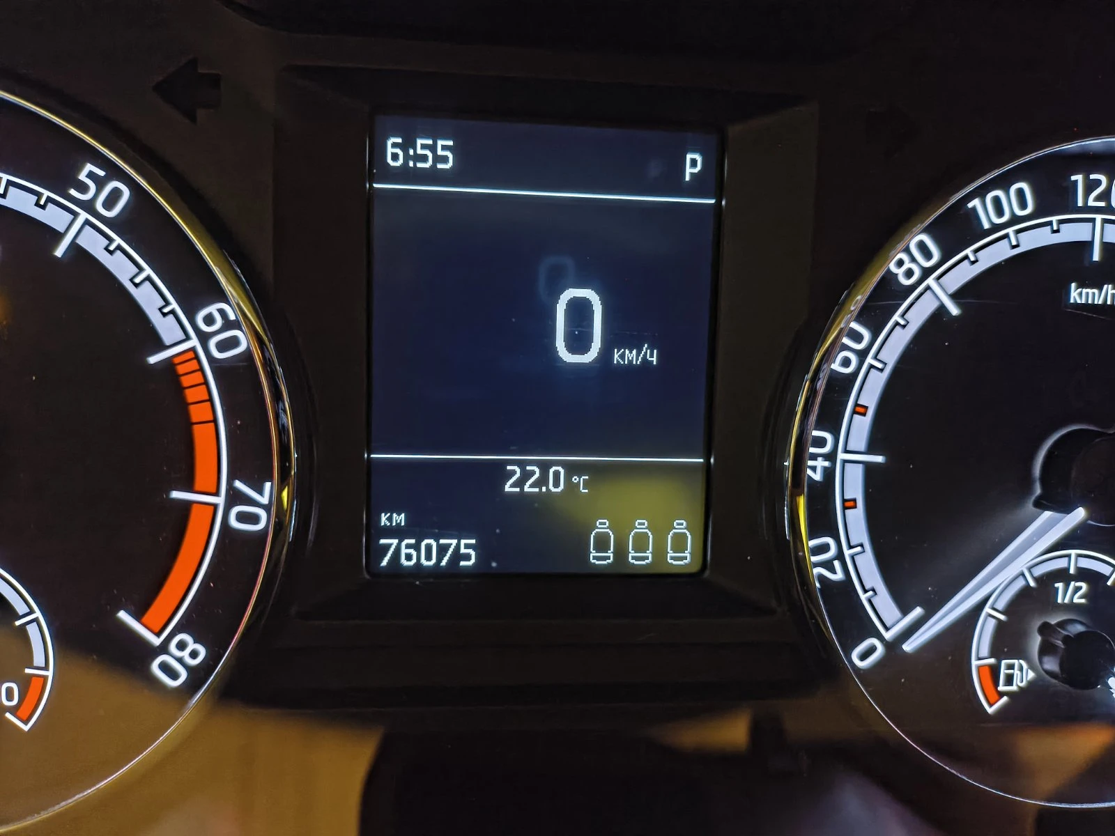 Skoda Octavia 1.5 TSI 7DSG, снимка 10 - Автомобили и джипове - 55746148
