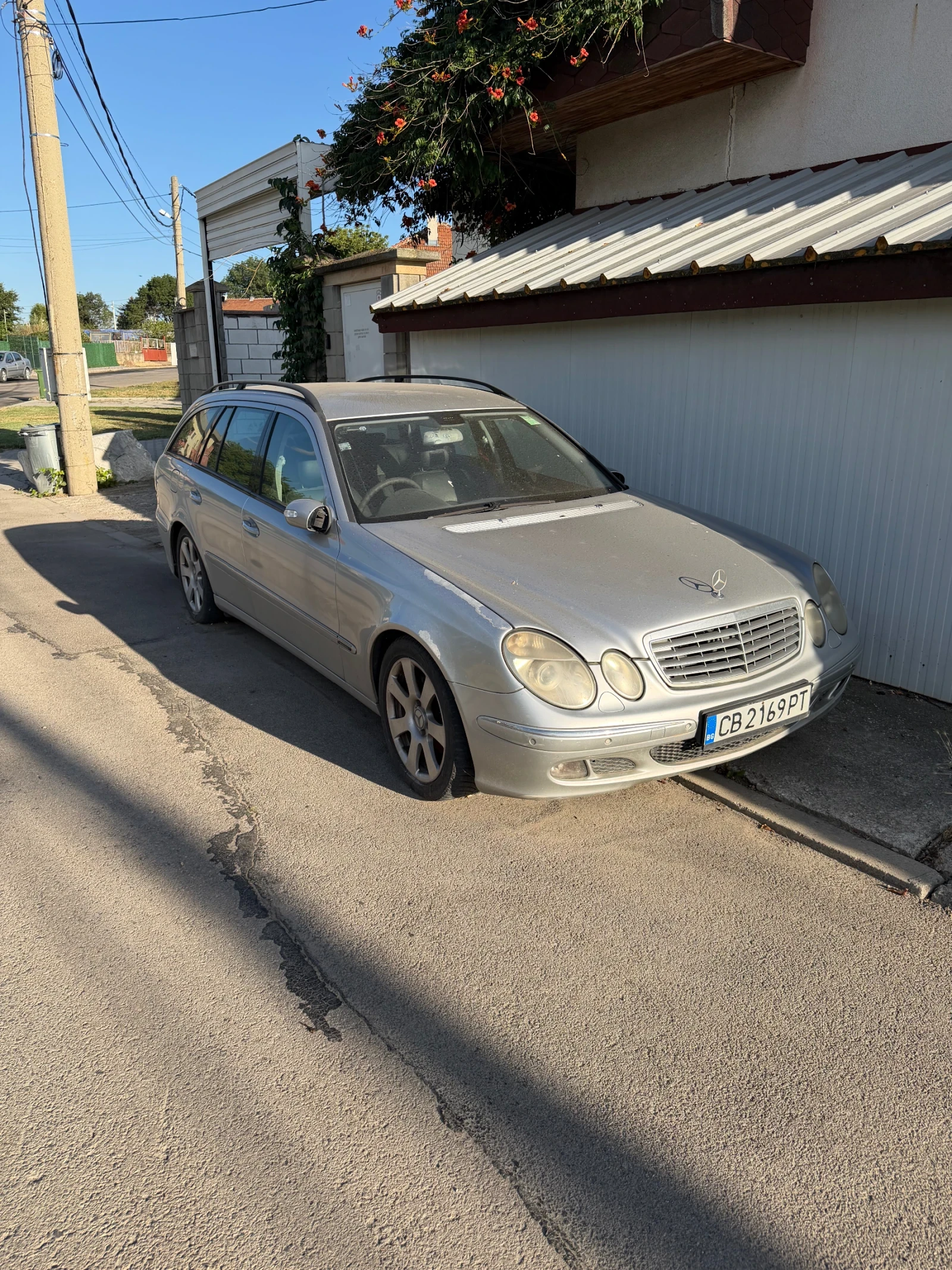 Mercedes-Benz E 320