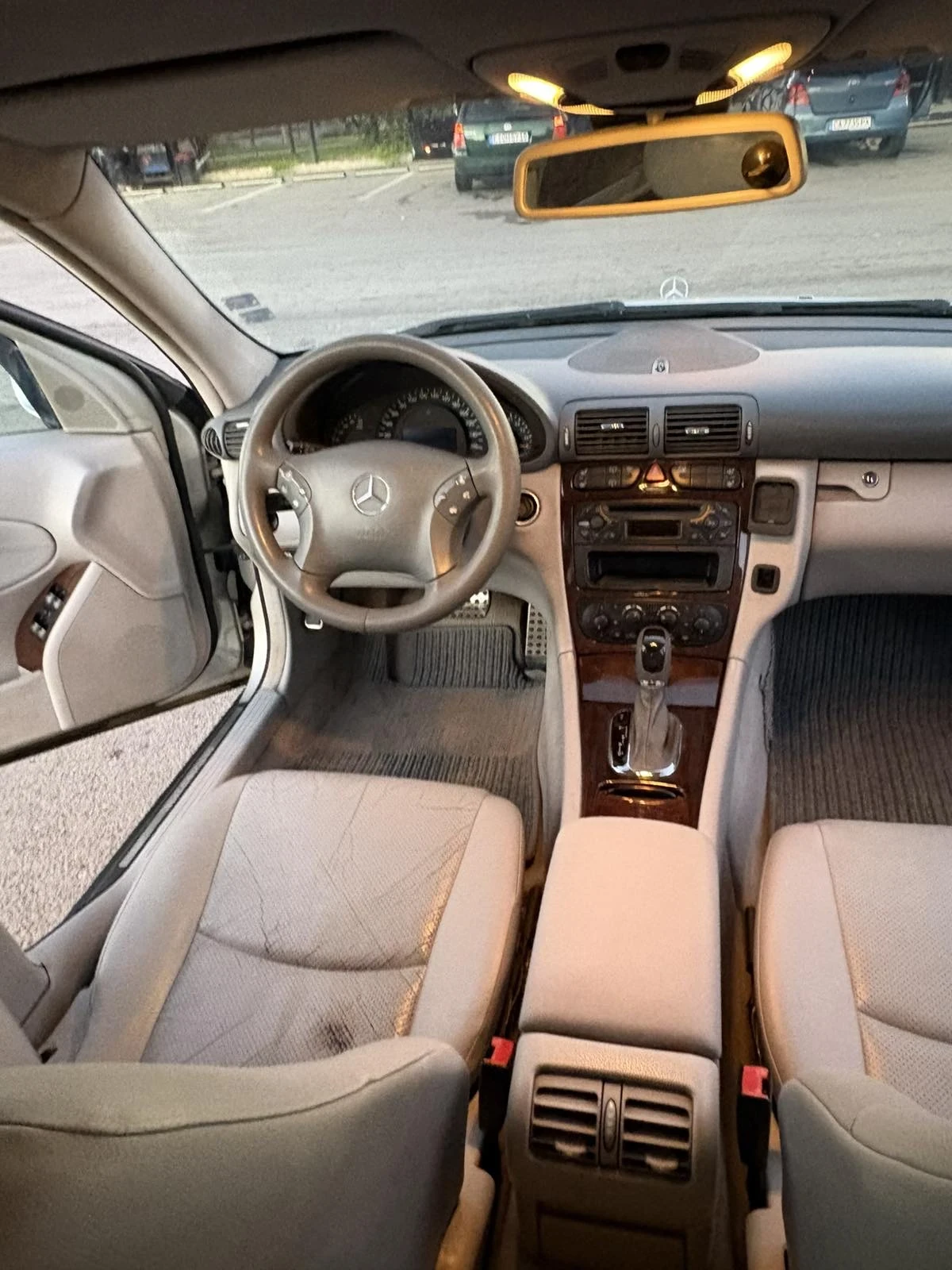 Mercedes-Benz C 270, снимка 8 - Автомобили и джипове - 56351406