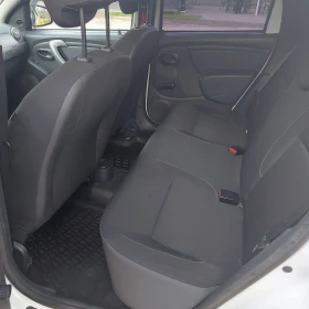 Dacia Duster, снимка 9