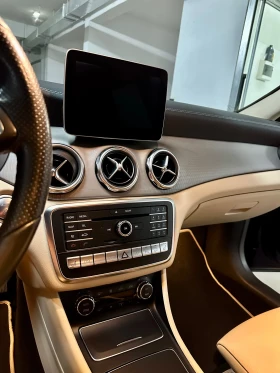 Mercedes-Benz GLA 220, снимка 13