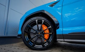 Lamborghini Urus CARBON* AKRAPOVIC* HEAD-UP* B&O* PANO* KEYLESS* DI, снимка 8